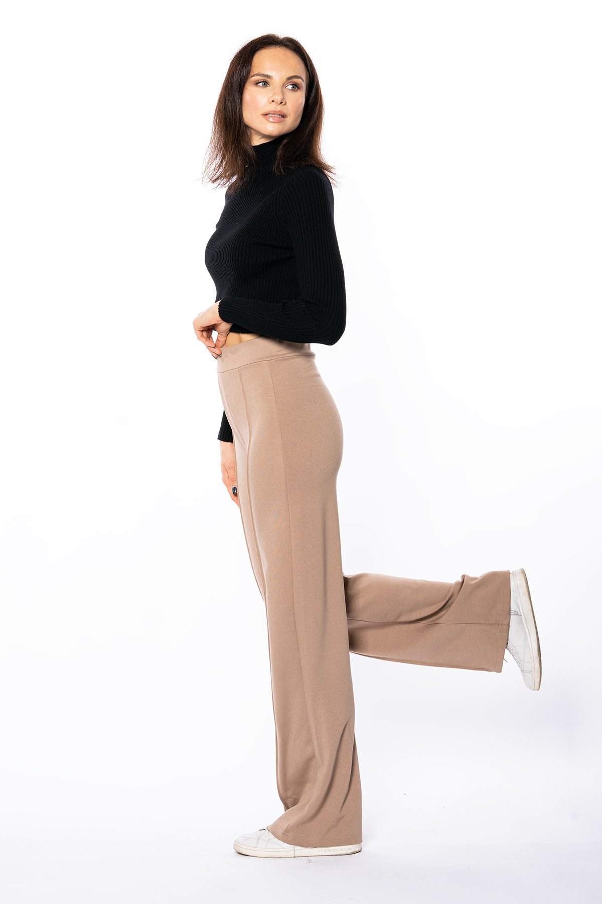 Siyah Çıma Detaylı Bol Paça Yüksek Bel Pantolon Tayt