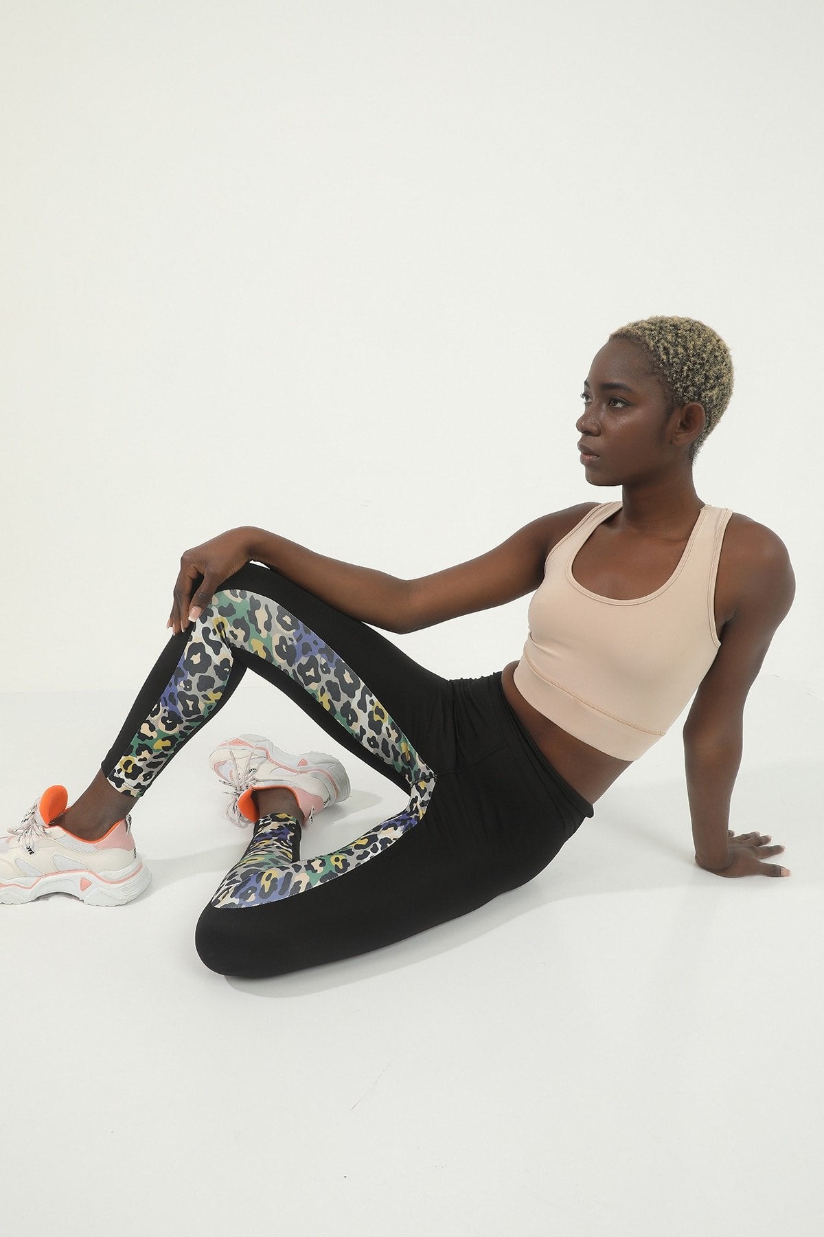 Siyah Iç Bacak Pembe Leopar Dijital Baskılı Yüksek Bel Toparlayıcı Tayt