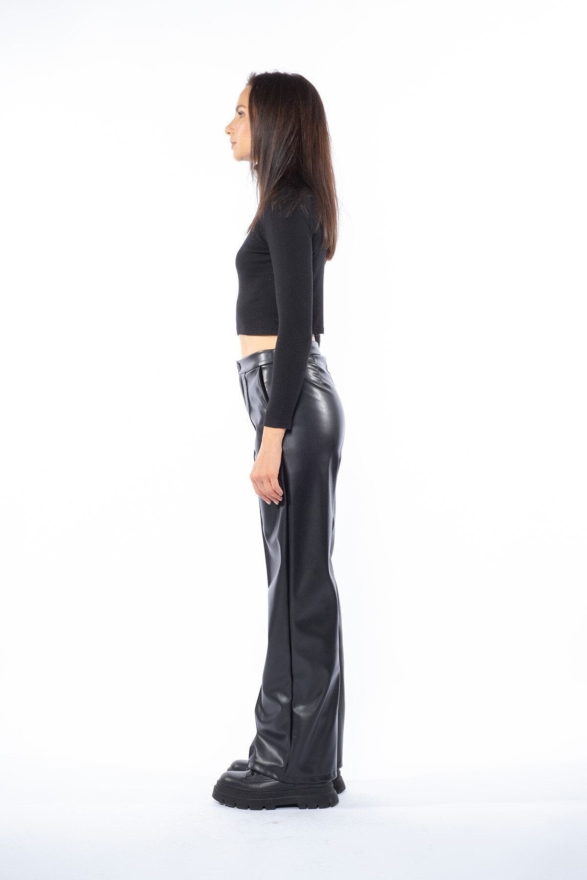 Siyah Deri Çıma Dikişli Ispanyol Paça Pantolon