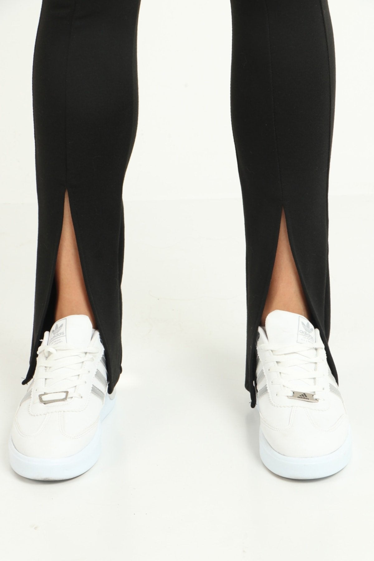 Bej Yüksek Bel Önü Yırtmaçlı Bol Paça Toparlayıcı Tayt