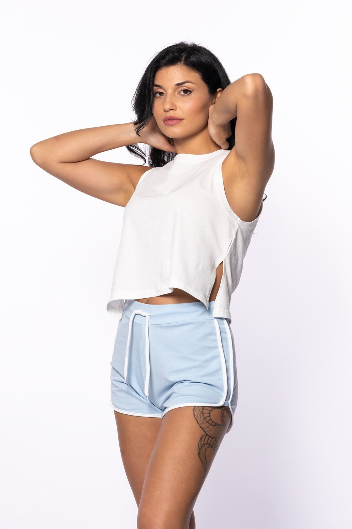 Lila Iki Iplik Şeritli Mini Şort