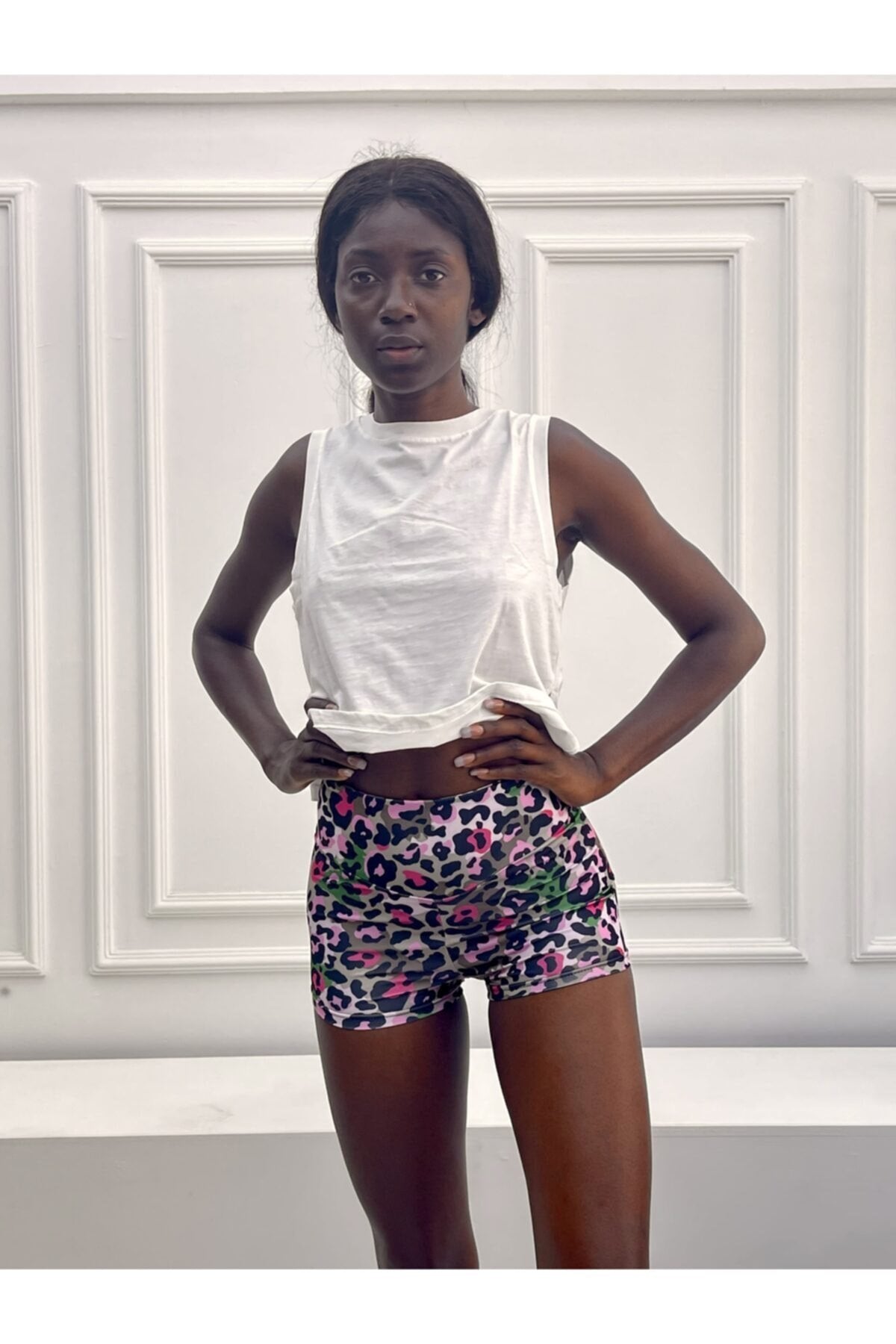 Pembe Leopar Desen Dijital Baskılı Mini Sporcu Şort