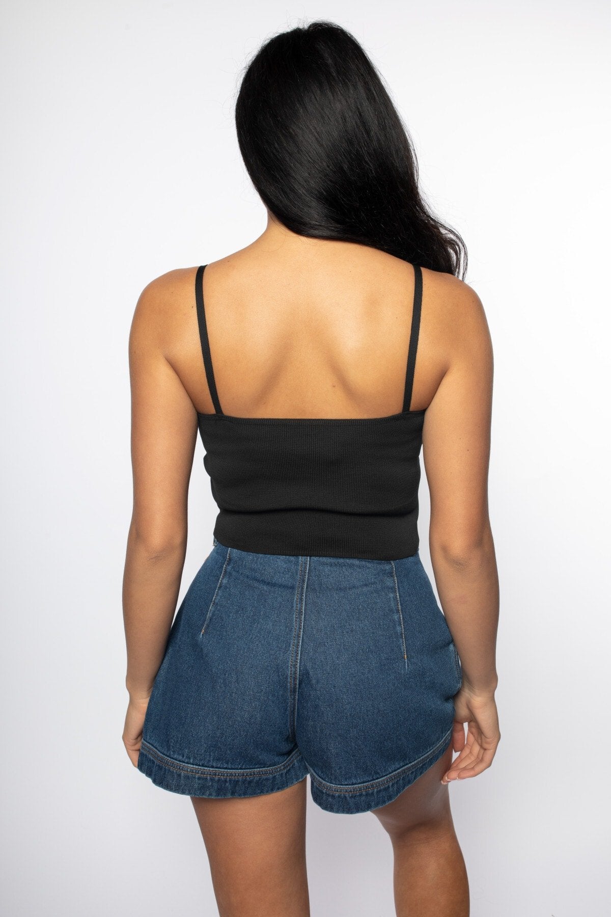 Kalp Yaka Korsan Detaylı Triko Bluz