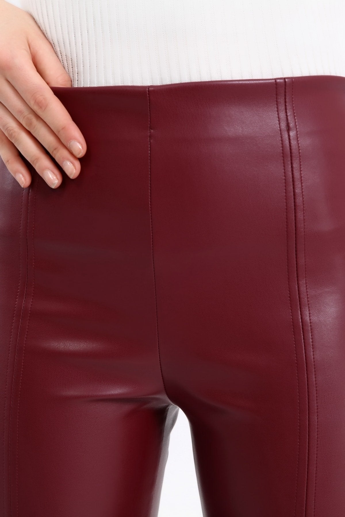 Önü Yırtmaçlı Çıma Dikişli Kalın Şardonlu Yüksek Bel Deri Pantolon Tayt