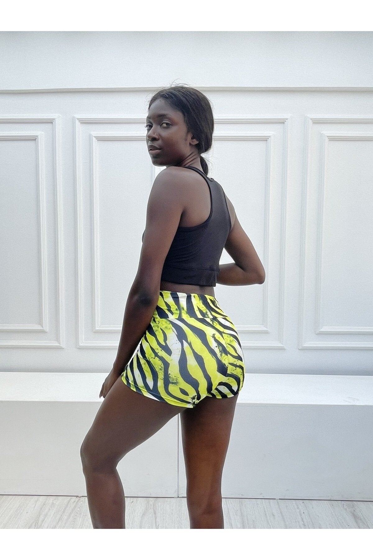 Pembe Leopar Desen Dijital Baskılı Mini Sporcu Şort