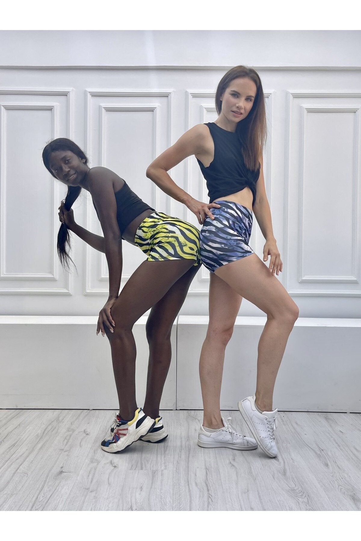 Pembe Leopar Desen Dijital Baskılı Mini Sporcu Şort