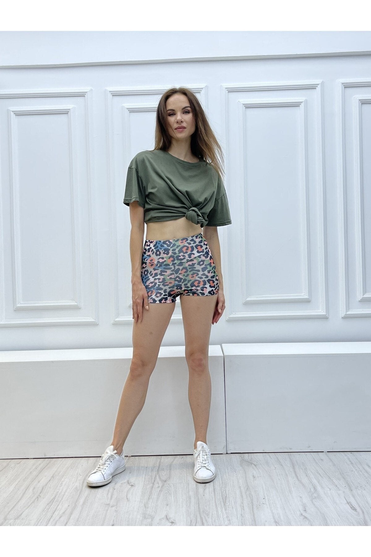 Pembe Leopar Desen Dijital Baskılı Mini Sporcu Şort