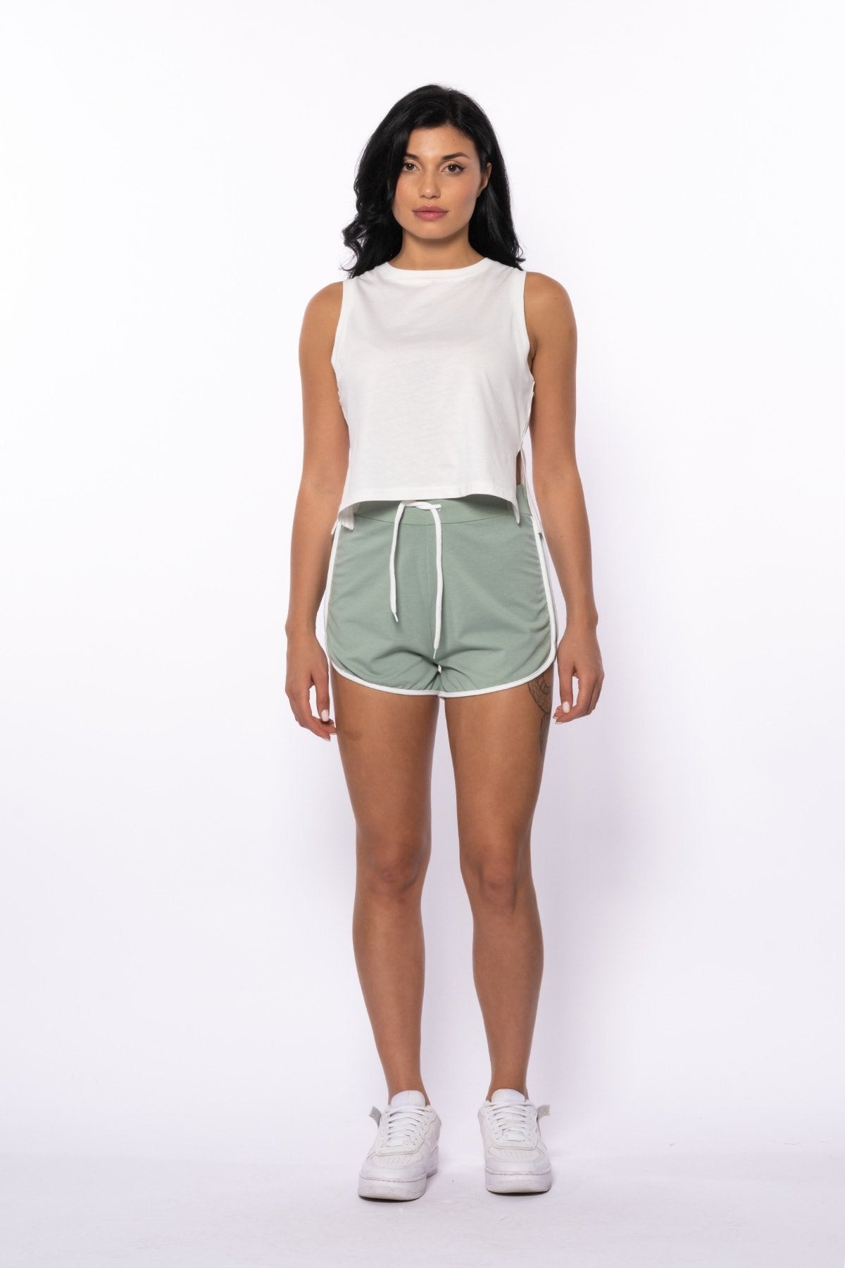 Lila Iki Iplik Şeritli Mini Şort