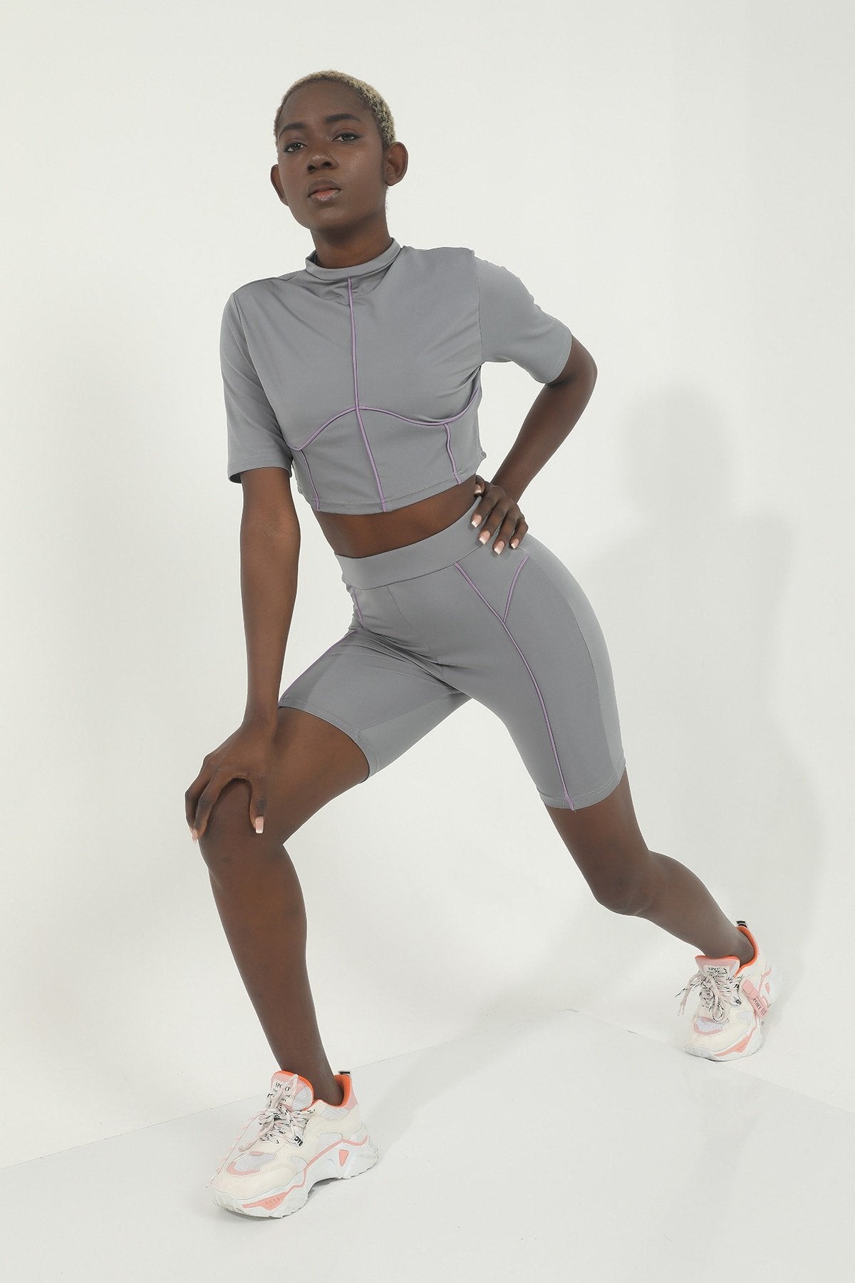 Kadın Gri Önde Lila Biye Detaylı Yüksek Bel Toparlayıcı Biker Tayt