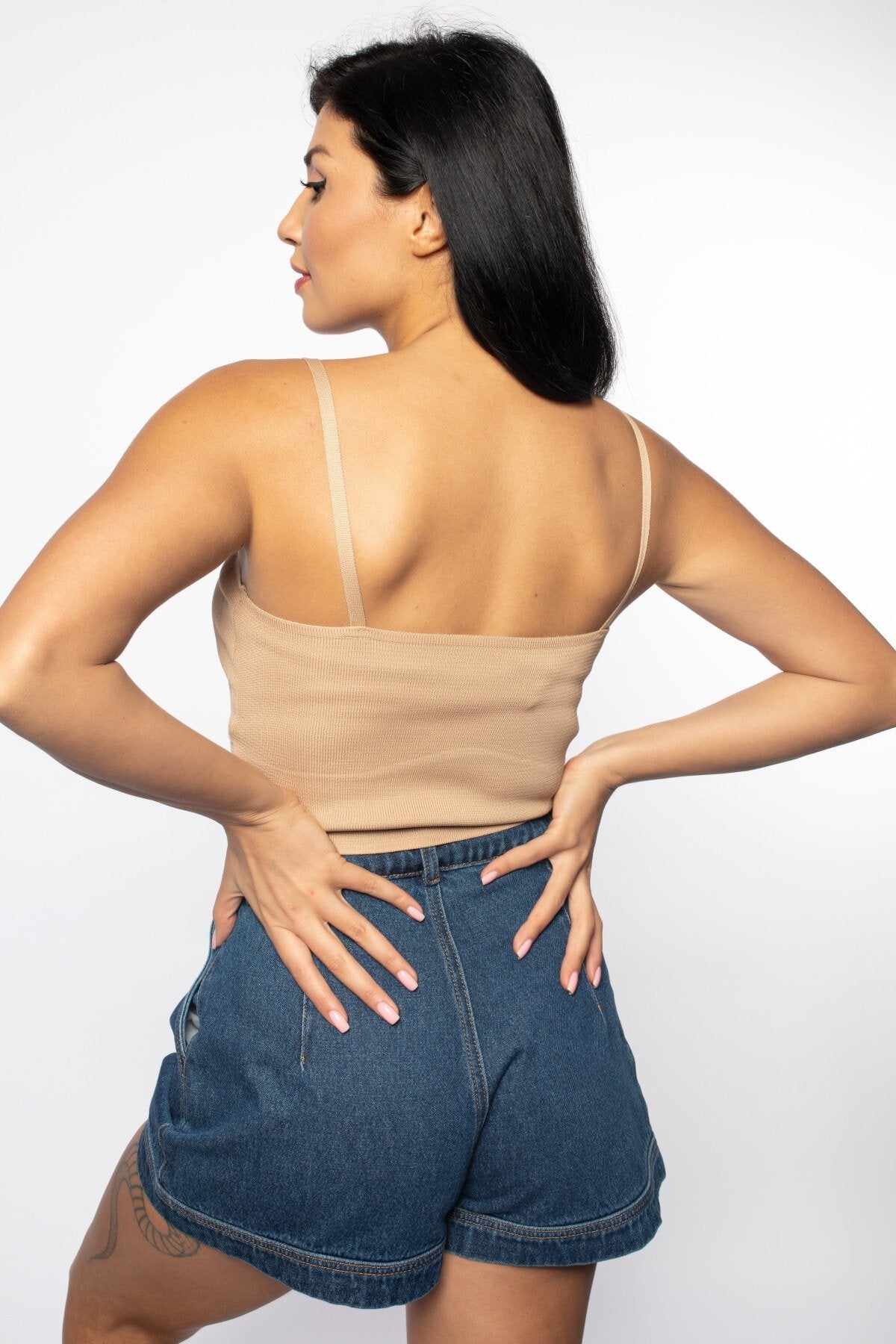 Kalp Yaka Korsan Detaylı Triko Bluz