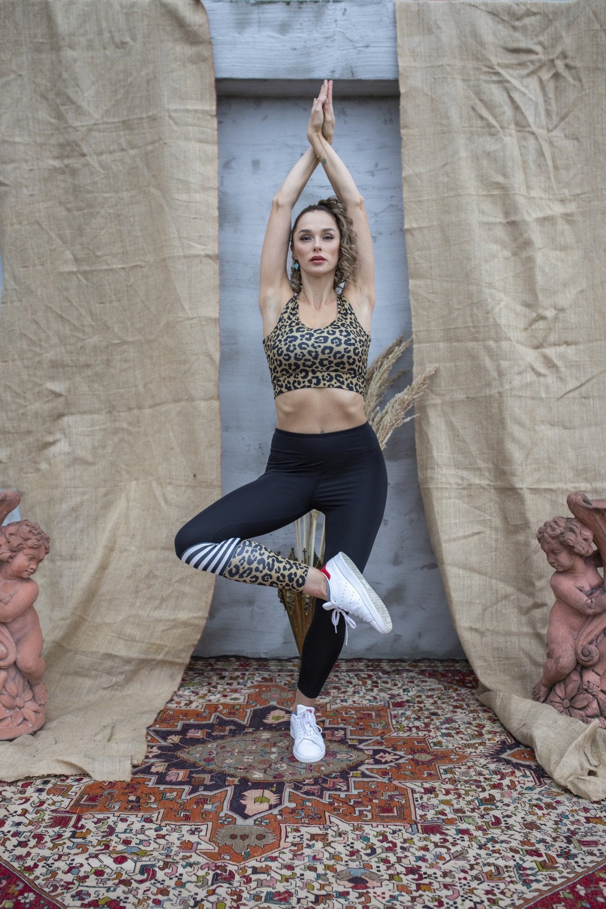 Beyaz/siyah Leopar Desen Dijital Baskılı Basic Büstiyer