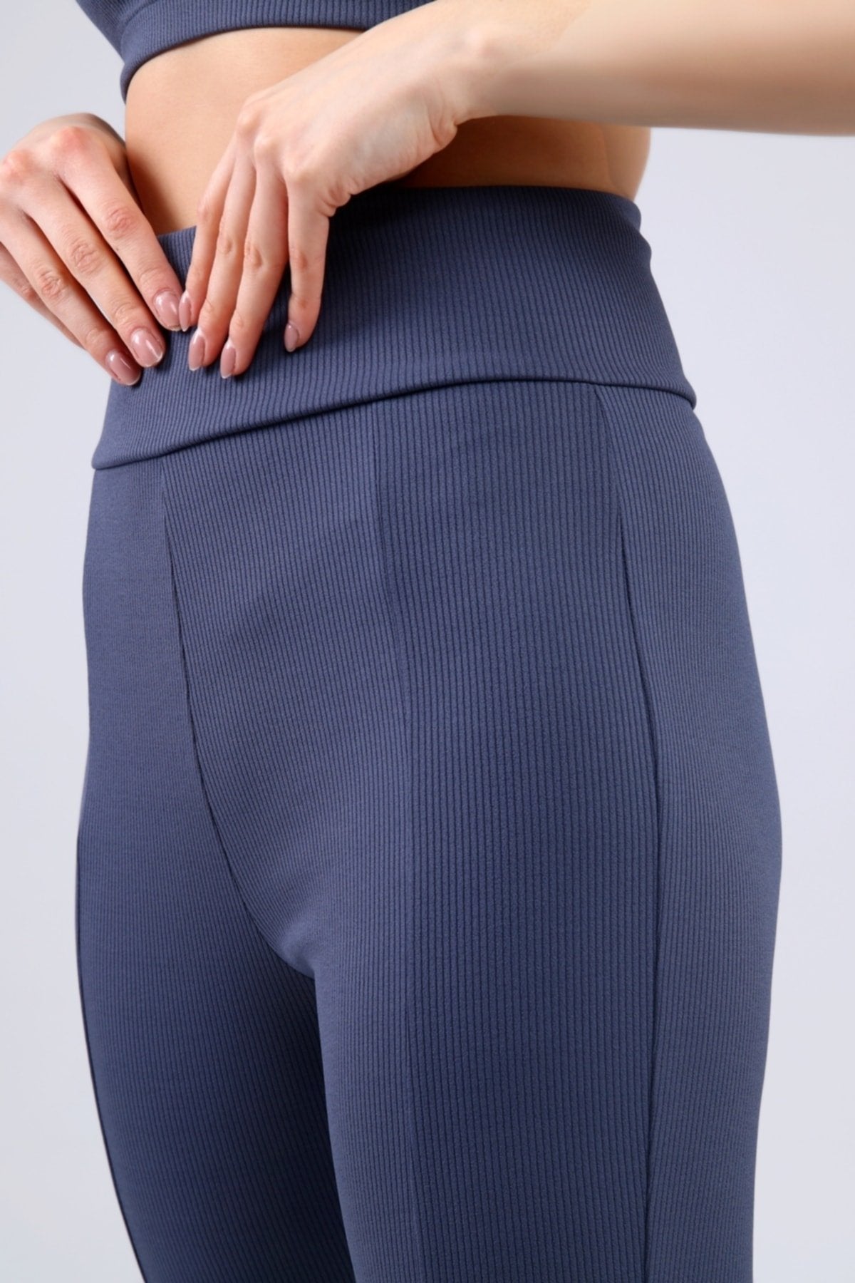 Lacivert Fitilli Kısa Paça Ön Yırtmaçlı Yüksek Bel Toparlayıcı Tayt