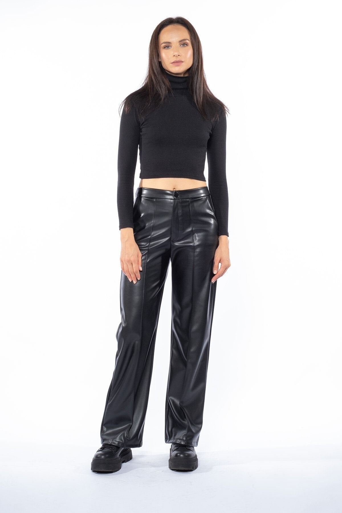Siyah Deri Çıma Dikişli Ispanyol Paça Pantolon