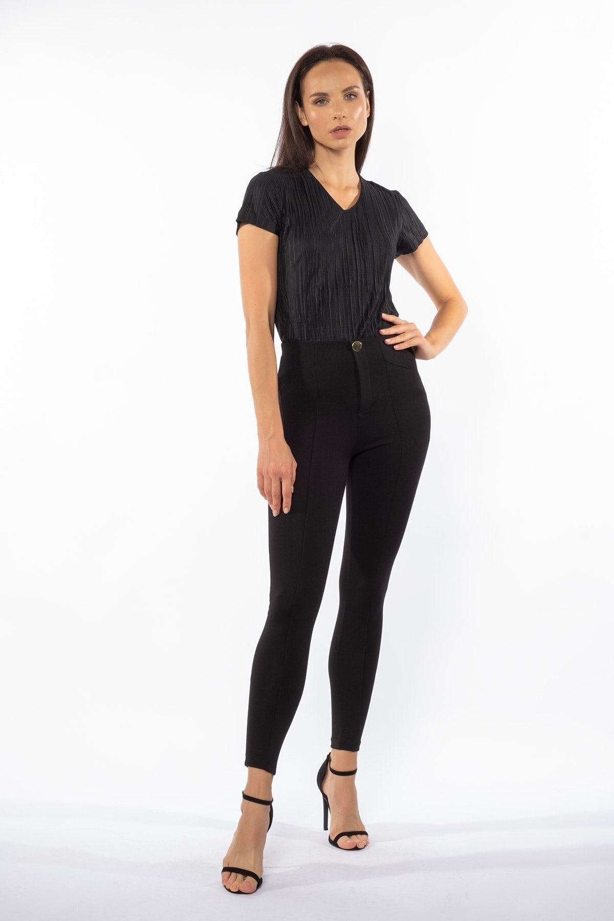 Siyah Süs Patlı Tek Düğme Detaylı Yüksek Bel Toparlayıcı Kışlık Örme Tayt