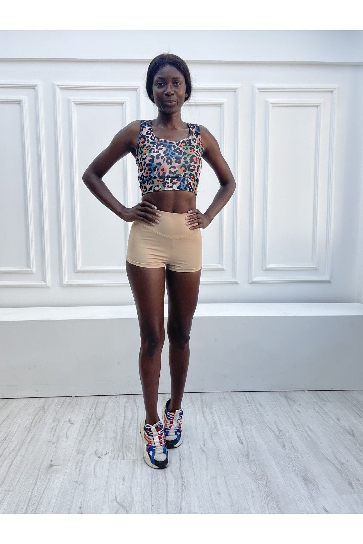 Kavuniçi Extra Yüksek Bel Mini Sporcu Şort