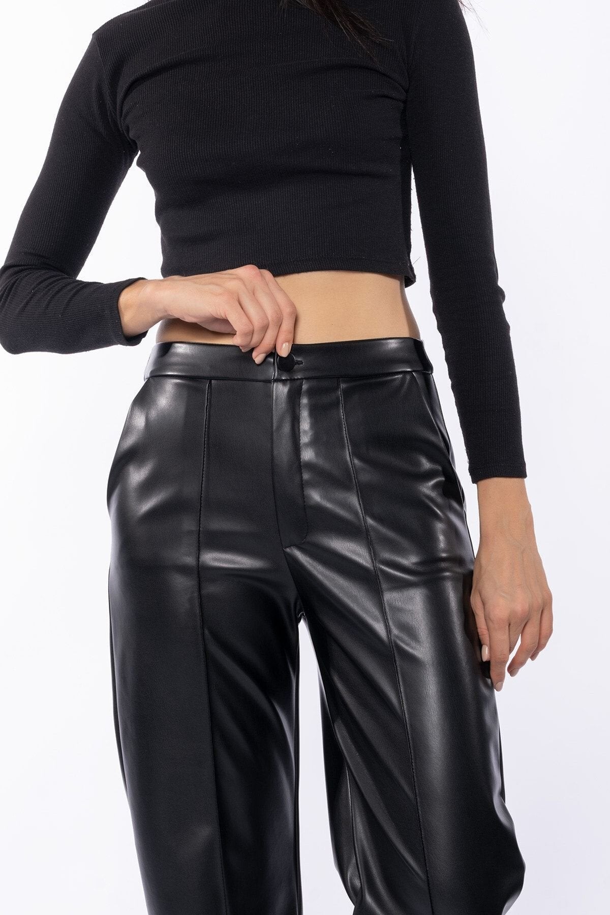 Siyah Deri Çıma Dikişli Ispanyol Paça Pantolon